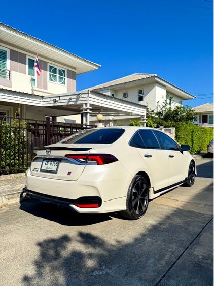 Toyota Altis 2020 1.8 GR Sport CVT Sedan เบนซิน ไม่ติดแก๊ส เกียร์อัตโนมัติ ขาว รูปที่ 4