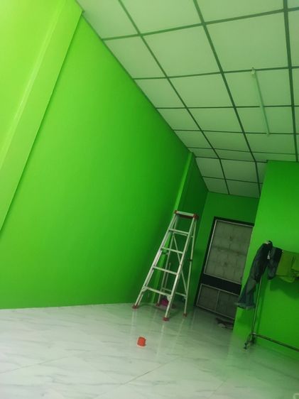 อื่นๆ ทาวน์เฮ้าส์พร้อมเข้าอยู่ 2 ห้องนอน 1 ห้องน้ำ หน้ากว้าง 6 เมตร ด้านหลังมีพื้นที่ ประมาณ 5 เมตร รูปที่ 2