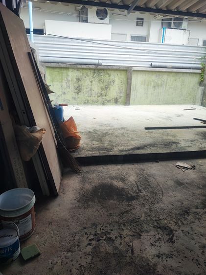 อื่นๆ ทาวน์เฮ้าส์พร้อมเข้าอยู่ 2 ห้องนอน 1 ห้องน้ำ หน้ากว้าง 6 เมตร ด้านหลังมีพื้นที่ ประมาณ 5 เมตร รูปที่ 4