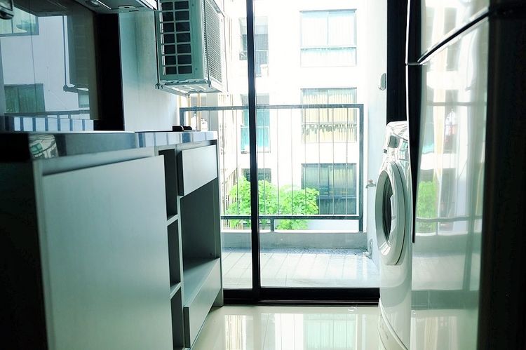 อื่นๆ ไม่อนุญาต ตกแต่งครบ ให้เช่าคอนโด 1ห้องนอน ซีณิธเพลส สุขุมวิท42 บีทีเอสเอกมัย Condo For rent 1 bedroom Zenith place sukhumvit 42 (BTS Ekamai)  รูปที่ 4