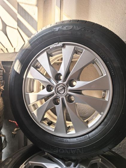 ยางและแม็คถอดมายังใหม่สดๆร้อนๆ รูปที่ 2