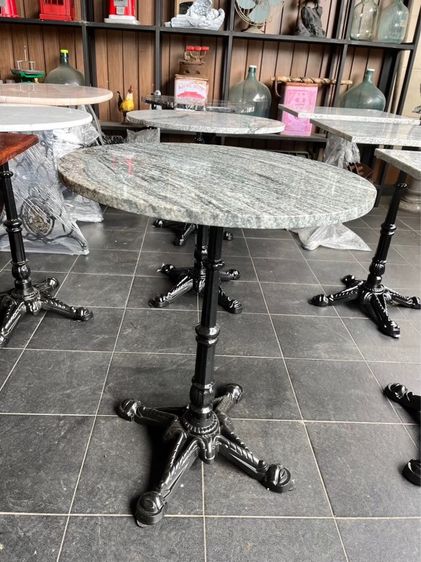 ขาว อื่นๆ โต๊ะเขียนหนังสือ ช่วยเหลือนำ้ท่วมหาดใหญ่ ลดราคาใหใหญ่้ชาวหาดใหญ่ ขายถูกโต๊ะหินแกรนิตสีดำยังสวยขาเหล็กหล่อสูง 72 เซนต์ท็อปกว้าง 60 เซนต์