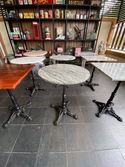 ช่วยเหลือนำ้ท่วมหาดใหญ่ ลดราคาใหใหญ่้ชาวหาดใหญ่ ขายถูกโต๊ะหินแกรนิตสีดำยังสวยขาเหล็กหล่อสูง 72 เซนต์ท็อปกว้าง 60 เซนต์ รูปที่ 5