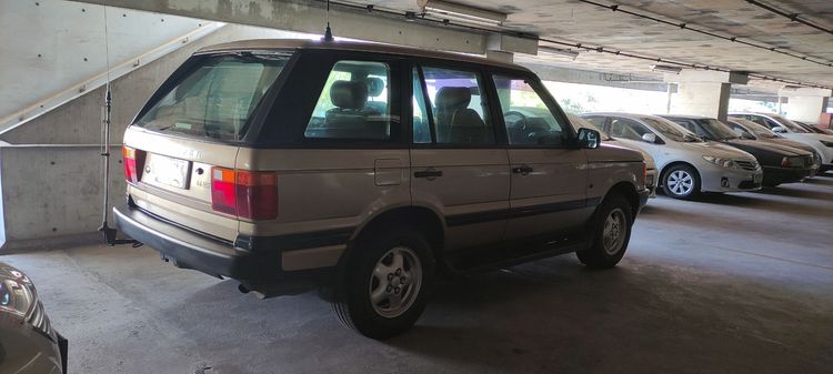 Land Rover Range Rover 1996 4.6 V8i HSE 4WD Utility-car เบนซิน ไม่ติดแก๊ส เกียร์อัตโนมัติ น้ำตาล รูปที่ 3