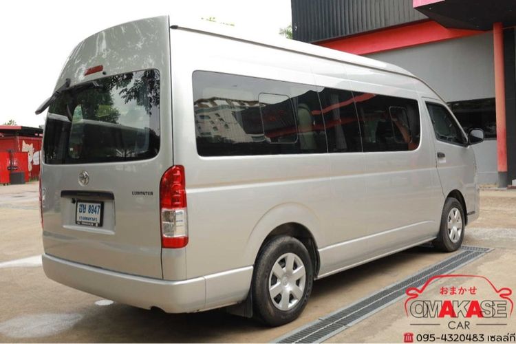 Toyota Commuter 2017 3.0 Van ดีเซล ไม่ติดแก๊ส เกียร์ธรรมดา บรอนซ์เงิน รูปที่ 4