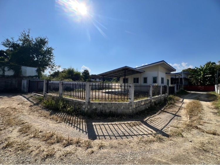 มีบางส่วน 2021 บ้านพร้อมที่ดินทำเลดีมาก รูปที่ 2