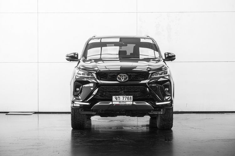 Toyota Fortuner 2021 2.4 LEGENDER 4WD AT Utility-car ดีเซล ไม่ติดแก๊ส เกียร์อัตโนมัติ ดำ รูปที่ 3