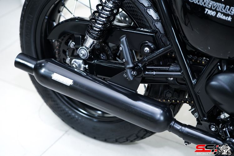 TRIUMPH BONNEVILLE T100 BLACK สีดำ ปี2018 ท่อ Vance hines สภาพสวย รูปที่ 2
