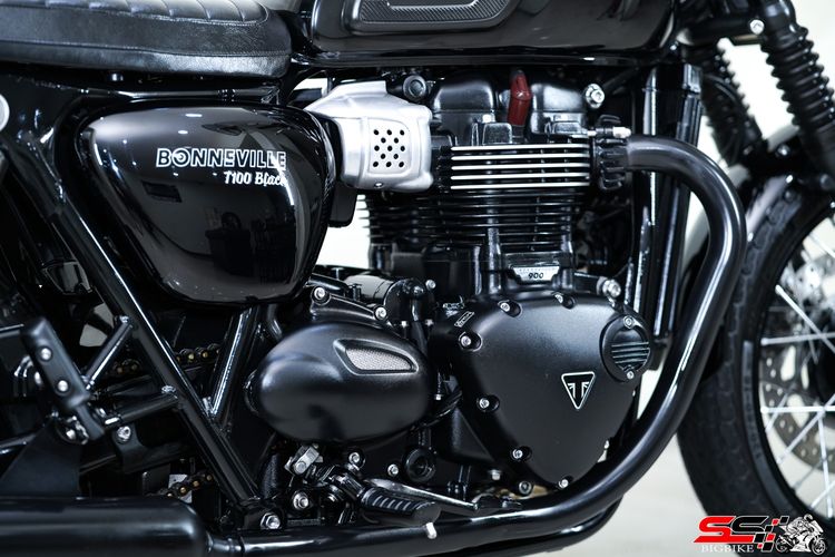 TRIUMPH BONNEVILLE T100 BLACK สีดำ ปี2018 ท่อ Vance hines สภาพสวย รูปที่ 12