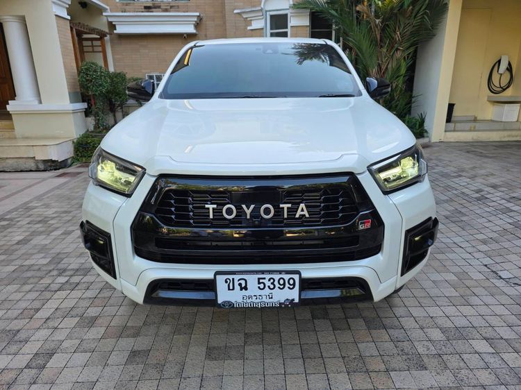 Toyota Hilux Revo 2022 2.8 GR Sport Pickup ดีเซล ไม่ติดแก๊ส เกียร์อัตโนมัติ ขาว รูปที่ 2