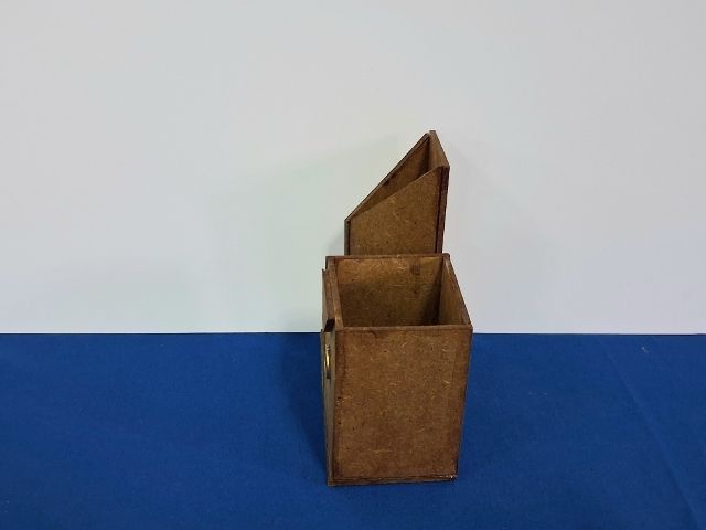 กล่องใส่เครื่องเขียน ปากกา ดินสอ ไม้บรรทัด กรรไกร  คัตเตอร์  รุ่น Bx-5 รูปที่ 4