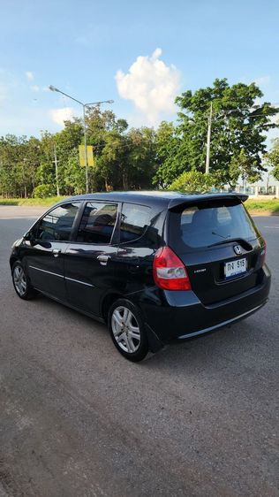 Honda Jazz 2004 1.5 E i-DSi Sedan เบนซิน ไม่ติดแก๊ส เกียร์อัตโนมัติ ดำ รูปที่ 3
