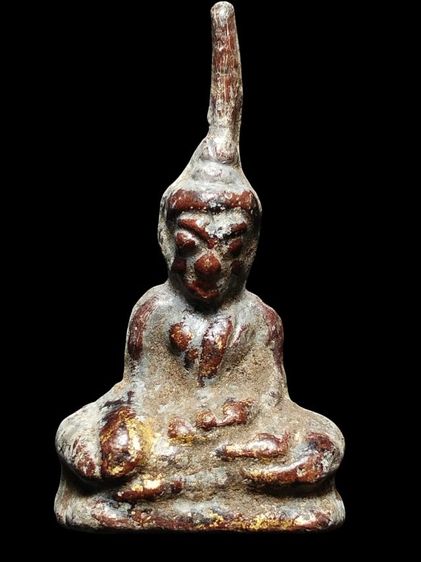 พระท่ากระดานเนื้อตะกั่วสนิมแดงครับ