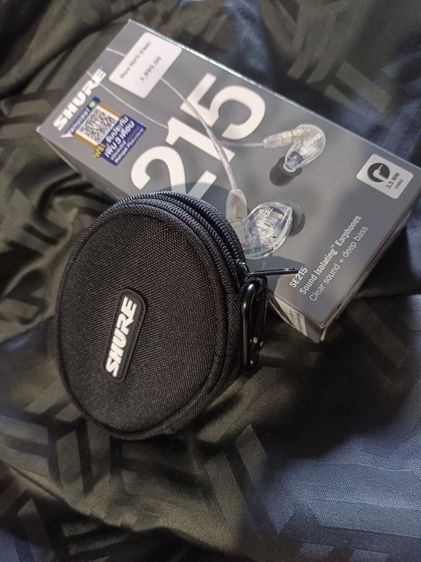 🎧 Shure SE215 (มือสอง สภาพเหมือนใหม่)
