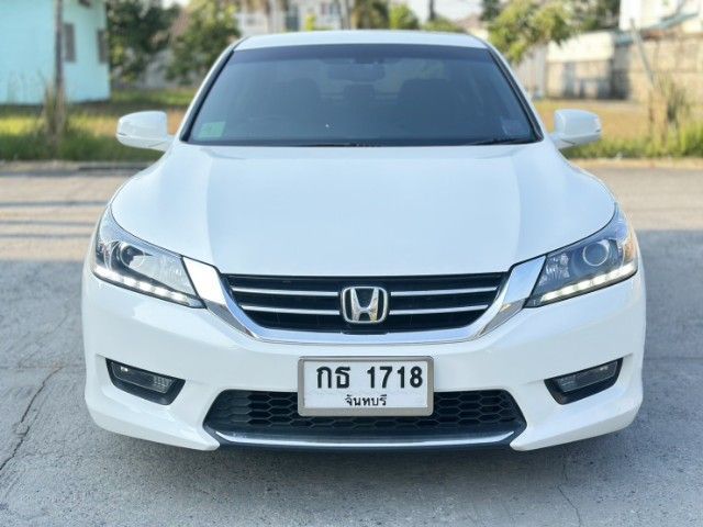 Honda Accord 2015 2.0 EL Sedan เบนซิน ไม่ติดแก๊ส เกียร์อัตโนมัติ ขาว รูปที่ 2