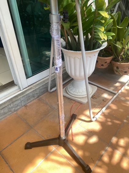 หุ่นโชว์เสื้อผ้ามือสอง รูปที่ 5