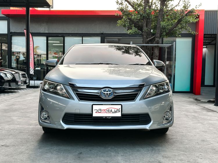Toyota Camry 2012 2.5 Hybrid Sedan ไฮบริด เกียร์อัตโนมัติ เทา รูปที่ 2