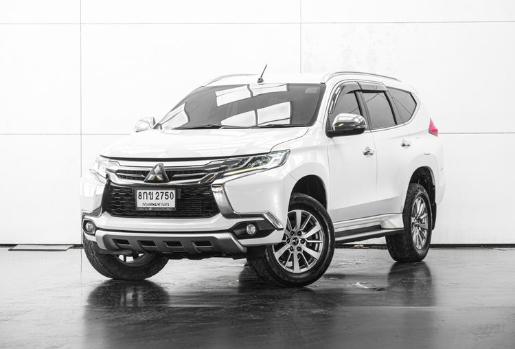 Mitsubishi Pajero Sport 2016 2.4 GT Utility-car ดีเซล ไม่ติดแก๊ส เกียร์อัตโนมัติ ขาว รูปที่ 2