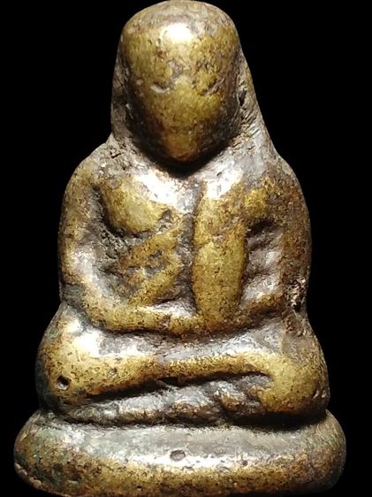 รูปหล่อหลวงพ่อเงินบางคลานครับ