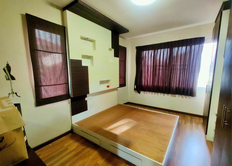 vาย 🏡 บ้าuเดี่ยว หมู่บ้าuฮาบิเทีย(แสนสิริ) บางใหญ่ ขuาดที่ดิu 58.1 ตsว. หลังมุม ต้นซอย  พื้uที่ใช้สoย 187 ตsม. 3 ห้องuอu 3 ห้องน้ำ