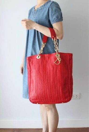 Dior Soft Woven Medium Red Tote 1017  รูปที่ 12