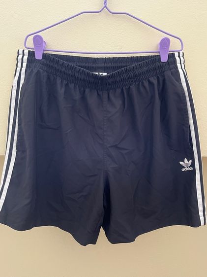 ผู้ชาย ดำ กางเกงขาสั้นผ้าร่ม Adidas Originals ไซส์ XL เอว 34-44 (มืองสองเหมือนใหม่)