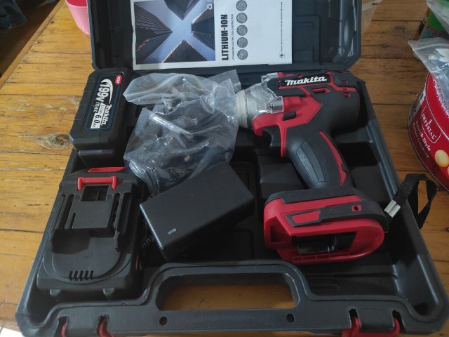 สว่านไร้สายMaKita