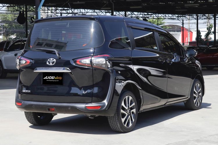 Toyota Sienta 2020 1.5 V Utility-car เบนซิน ไม่ติดแก๊ส เกียร์อัตโนมัติ ดำ รูปที่ 4