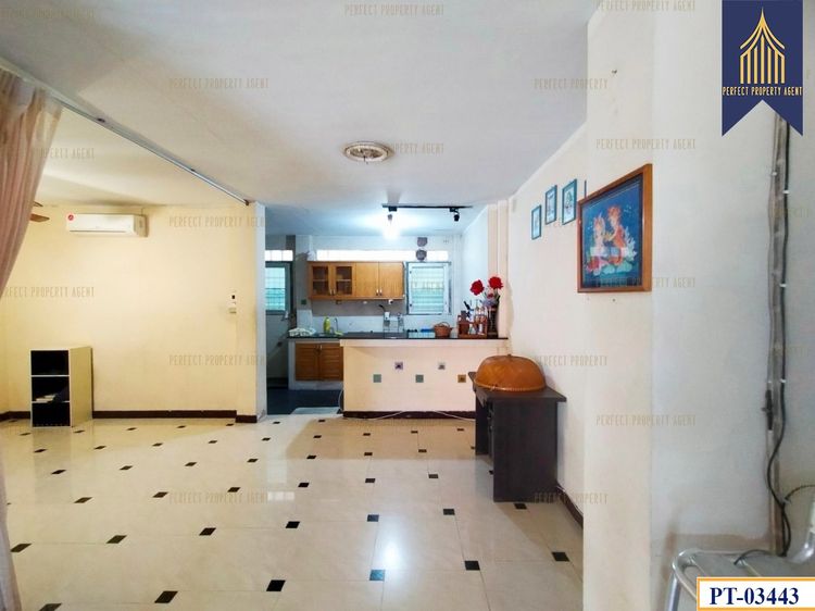 ตกแต่งครบ ขายทาวน์เฮ้าส์ พนาสนธิ์ วิลล่า 10 เฉลิมพระเกียรติ ร.9 ประเวศ เดินทางสะดวก รูปที่ 4