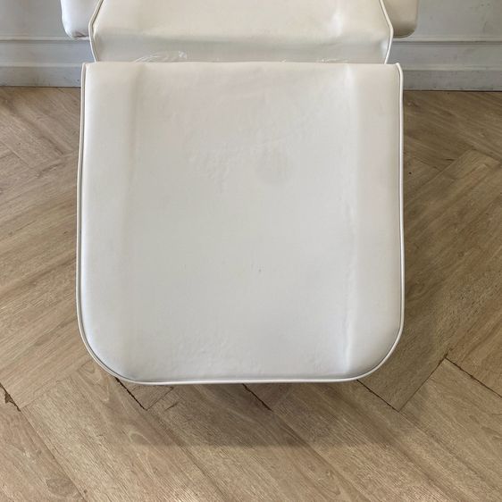 เตียงนวด เตียงสปา เตียงเสริมความงาม เบาะหนัง ขาเหล็ก สีครีม  รูปที่ 7