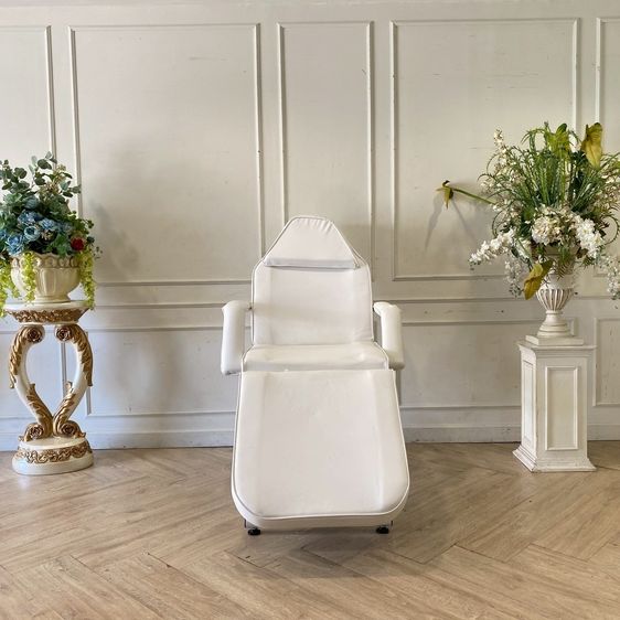 เตียงนวด เตียงสปา เตียงเสริมความงาม เบาะหนัง ขาเหล็ก สีครีม 