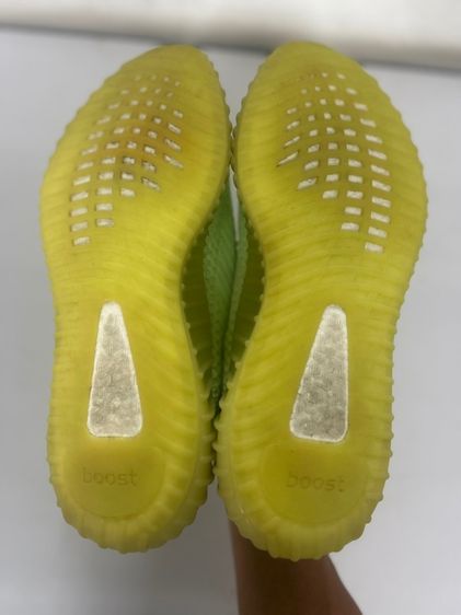 รองเท้า adidas yeezy รูปที่ 3