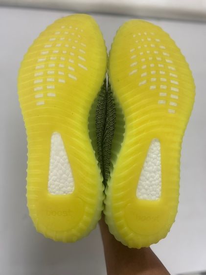 รองเท้า adidas yeezy รูปที่ 15