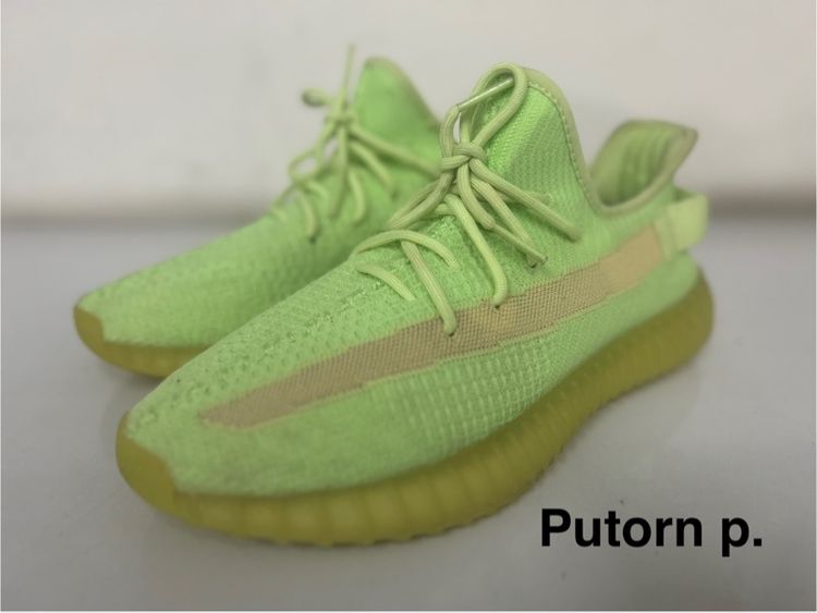 รองเท้า adidas yeezy รูปที่ 4