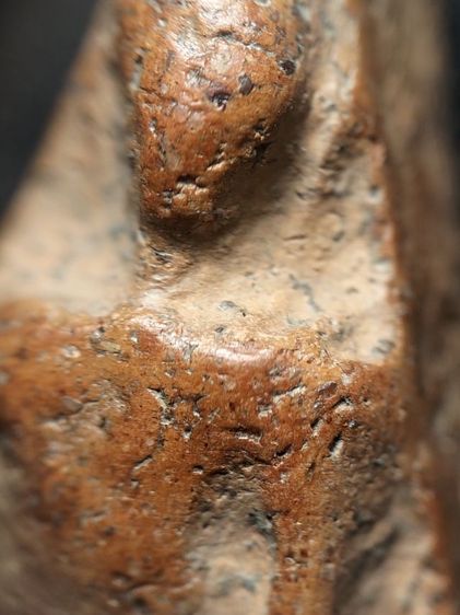 พระนางพญาเนื้อดินครับ รูปที่ 5