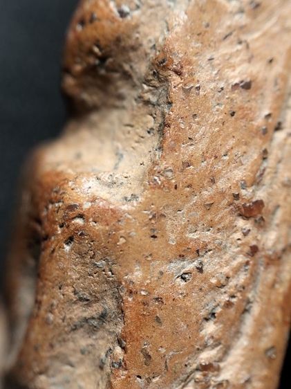 พระนางพญาเนื้อดินครับ รูปที่ 12