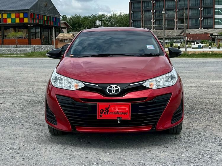 Toyota Yaris ATIV 2020 1.2 Mid Sedan เบนซิน ไม่ติดแก๊ส เกียร์อัตโนมัติ แดง รูปที่ 3