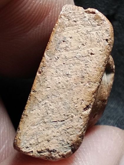 พระนางพญาเนื้อดินครับ รูปที่ 10