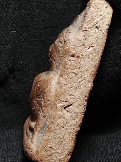 พระนางพญาเนื้อดินครับ รูปที่ 9