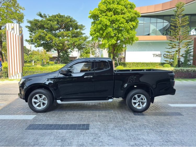 Isuzu D-MAX 2023 1.9 Hi-Lander Z Pickup ดีเซล ไม่ติดแก๊ส เกียร์อัตโนมัติ ดำ รูปที่ 4