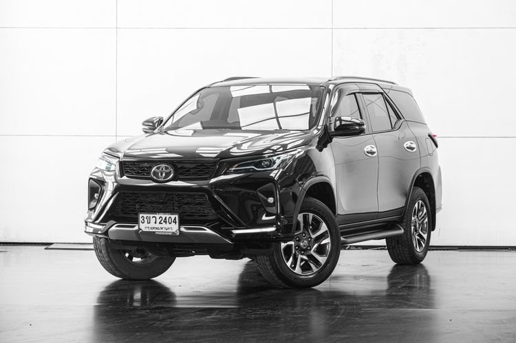 Toyota Fortuner 2022 2.4 Leader G Utility-car ดีเซล ไม่ติดแก๊ส เกียร์อัตโนมัติ ดำ รูปที่ 2