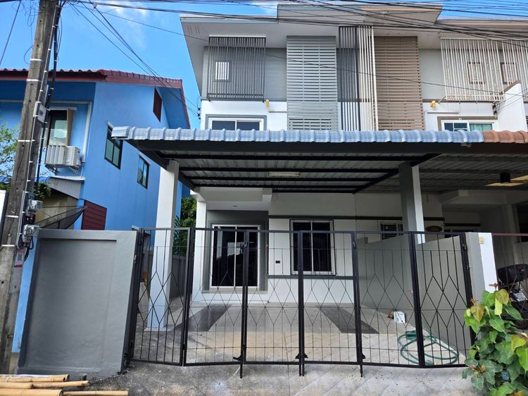 ขายบ้านหลังริม บ้านสันป่าเลียง หนองหอย เชียงใหม่ รีโนเวทใหม่  2 ล้าน ใกล้ Central Festival เชียงใหม่