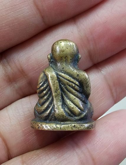 หลวงพ่อเงิน วัดบางคลาน พิมพ์นิยมสวยเก่า รูปที่ 2