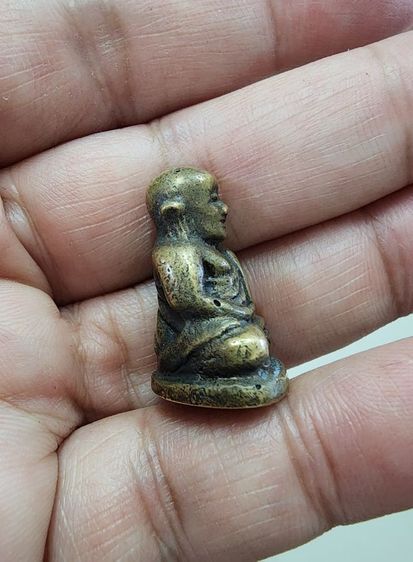 หลวงพ่อเงิน วัดบางคลาน พิมพ์นิยมสวยเก่า รูปที่ 3