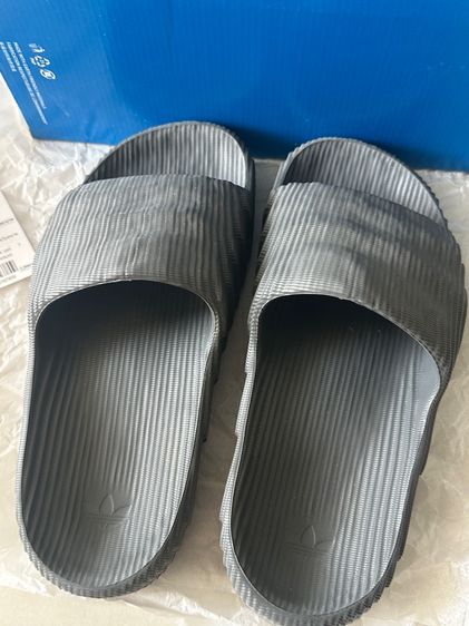 รองเท้าแตะ adidas รูปที่ 2