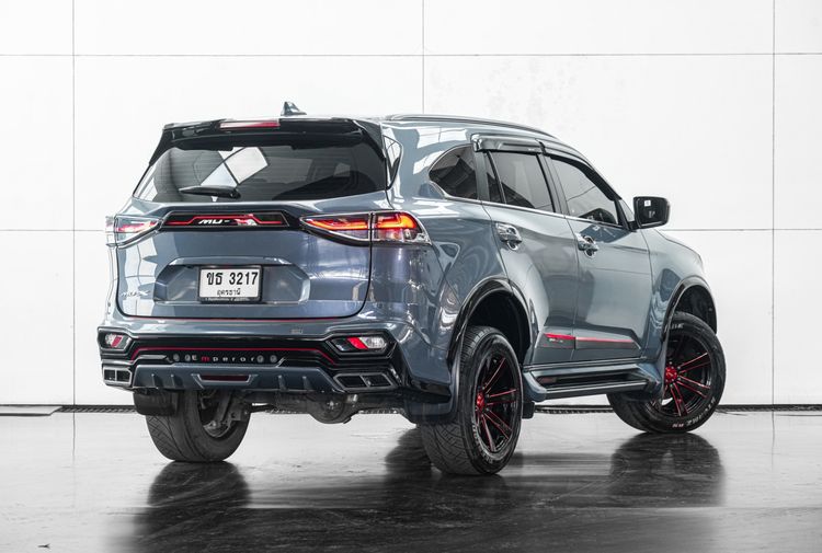 Isuzu MU-X 2023 1.9 Ultimate Phantom Collection Utility-car ดีเซล ไม่ติดแก๊ส เกียร์อัตโนมัติ เทา รูปที่ 4