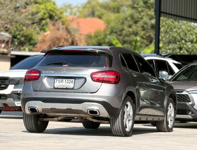 Mercedes-Benz GLA-Class 2019 GLA200 เบนซิน เกียร์อัตโนมัติ เทา รูปที่ 4
