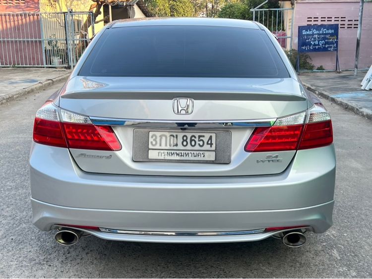 Honda Accord 2013 2.4 EL NAVI Sedan เบนซิน ไม่ติดแก๊ส เกียร์อัตโนมัติ บรอนซ์เงิน รูปที่ 3