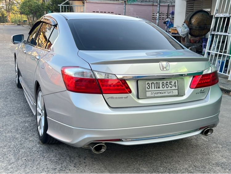 Honda Accord 2013 2.4 EL NAVI Sedan เบนซิน ไม่ติดแก๊ส เกียร์อัตโนมัติ บรอนซ์เงิน รูปที่ 4