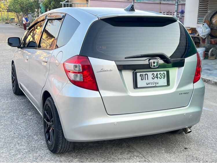 Honda Jazz 2010 1.5 V Sedan เบนซิน ไม่ติดแก๊ส เกียร์อัตโนมัติ บรอนซ์เงิน รูปที่ 2